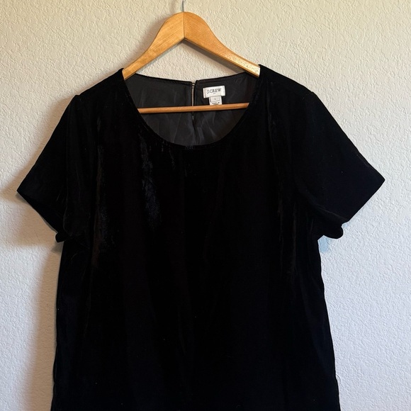 J Crew Black Short Sleeve Crushed Velvet Crewneck Shirt Blouse Top Size Large - Picture 3 of 13